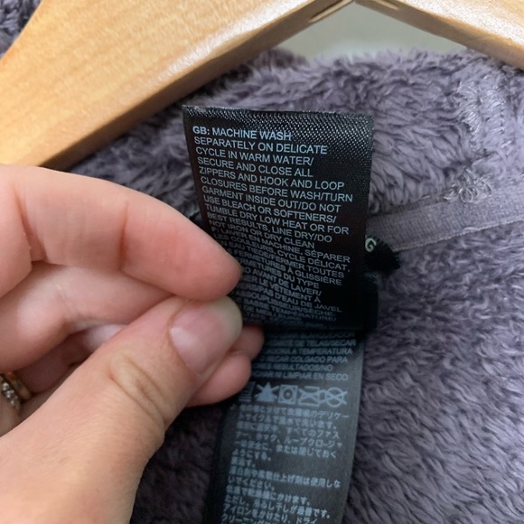 Women’s The North Face Gray/Purple Zip-up Hooded Sherpa Jacket SZ S - Picture 4 of 6